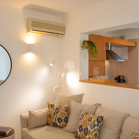 Apartment Lamine *