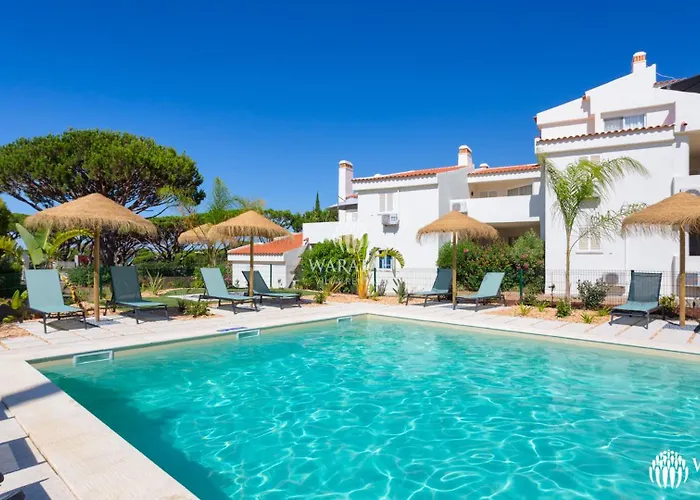 Lamine Апартаменты Лоле